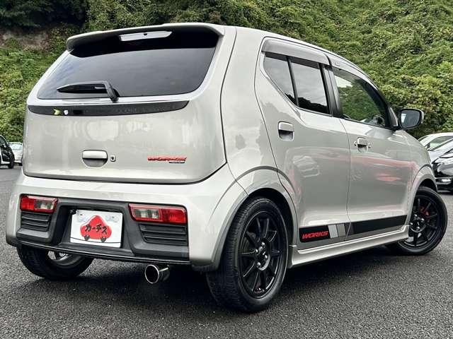 アルトワークス ベースグレード 5MT 5MT/禁煙車/BLITZ車高調/カロッツェリアナビ/フルセグTV/DVD/Bluetooth対応/バックカメラ/HIDヘッドライト/オートライト/純正アルミ/ビルトインETC/スマートキー/(4枚目)