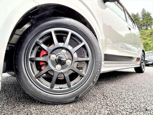 アルトワークス ベースグレード 5MT 5MT/禁煙車/BLITZ車高調/カロッツェリアナビ/フルセグTV/DVD/Bluetooth対応/バックカメラ/HIDヘッドライト/オートライト/純正アルミ/ビルトインETC/スマートキー/(10枚目)