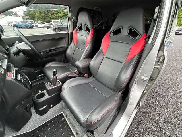 アルトワークス ベースグレード 5MT 5MT/禁煙車/BLITZ車高調/カロッツェリアナビ/フルセグTV/DVD/Bluetooth対応/バックカメラ/HIDヘッドライト/オートライト/純正アルミ/ビルトインETC/スマートキー/(21枚目)