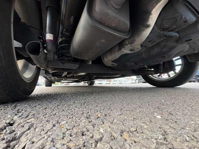 ノート Ｘ　禁煙車／ブラックルーフ／ブラックドアミラー／全方位運転支援システム／純正ナビ／フルセグＴＶ／Ｂｌｕｅｔｏｏｔｈ対応／バックカメラ／シートヒーター／ステアリングヒーター／純正ＥＴＣ／障害物センサー／（31枚目）
