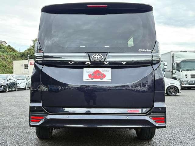 ヴォクシー S-Z 4WD 1オーナー!4WD!禁煙車!衝突被害軽減ブレーキ!Aクルコン!両側Pスライドドア!純正ナビ!Bカメラ!BT!フルセグTV!ETC2.0!オートライト!シートヒーター!スマートキー&プッシュスタート!(6枚目)