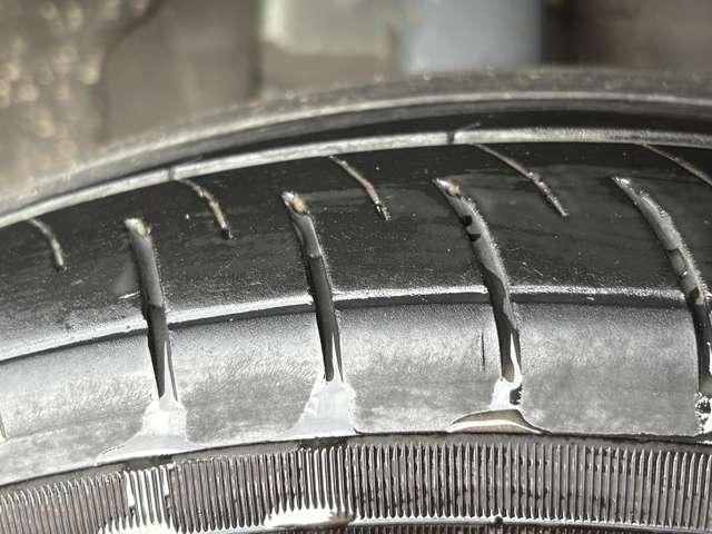 ヴォクシー S-Z 4WD 1オーナー!4WD!禁煙車!衝突被害軽減ブレーキ!Aクルコン!両側Pスライドドア!純正ナビ!Bカメラ!BT!フルセグTV!ETC2.0!オートライト!シートヒーター!スマートキー&プッシュスタート!(12枚目)