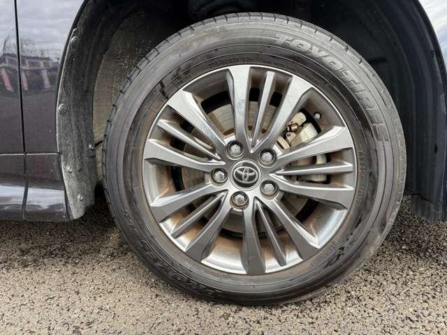 ヴォクシー S-Z 4WD 1オーナー!4WD!禁煙車!衝突被害軽減ブレーキ!Aクルコン!両側Pスライドドア!純正ナビ!Bカメラ!BT!フルセグTV!ETC2.0!オートライト!シートヒーター!スマートキー&プッシュスタート!(13枚目)