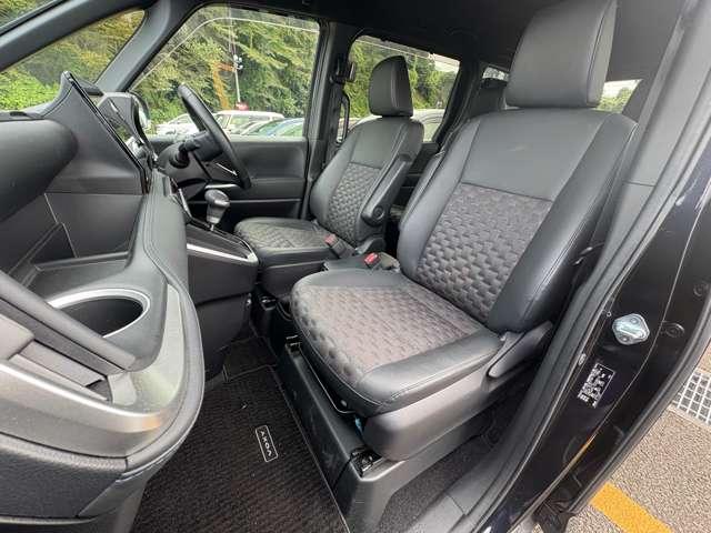 ヴォクシー S-Z 4WD 1オーナー!4WD!禁煙車!衝突被害軽減ブレーキ!Aクルコン!両側Pスライドドア!純正ナビ!Bカメラ!BT!フルセグTV!ETC2.0!オートライト!シートヒーター!スマートキー&プッシュスタート!(20枚目)