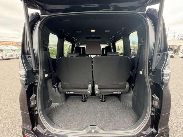 ヴォクシー S-Z 4WD 1オーナー!4WD!禁煙車!衝突被害軽減ブレーキ!Aクルコン!両側Pスライドドア!純正ナビ!Bカメラ!BT!フルセグTV!ETC2.0!オートライト!シートヒーター!スマートキー&プッシュスタート!(25枚目)