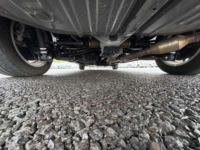 ヴォクシー S-Z 4WD 1オーナー!4WD!禁煙車!衝突被害軽減ブレーキ!Aクルコン!両側Pスライドドア!純正ナビ!Bカメラ!BT!フルセグTV!ETC2.0!オートライト!シートヒーター!スマートキー&プッシュスタート!(33枚目)