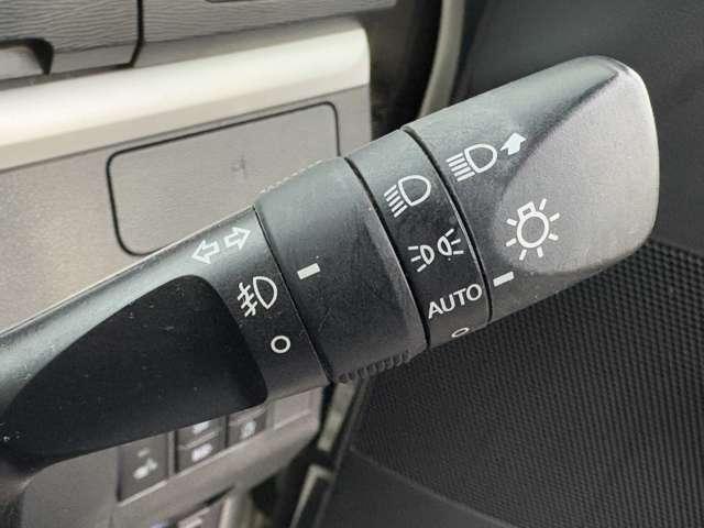 タント カスタムＲＳ　トップエディションＳＡＩＩＩ　禁煙車！衝突被害軽減ブレーキ！両側Ｐスライドドア！メモリーナビ！Ｂカメラ！ＢＴ！フルセグＴＶ！ＥＴＣ！オートライト！シートヒーター！スマートキー＆プッシュスタート！アイドリングストップ！横滑り防止！（18枚目）