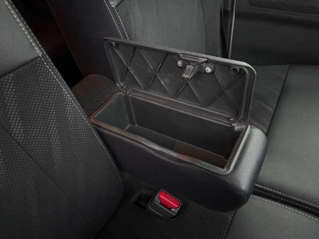 タント カスタムＲＳ　トップエディションＳＡＩＩＩ　禁煙車！衝突被害軽減ブレーキ！両側Ｐスライドドア！メモリーナビ！Ｂカメラ！ＢＴ！フルセグＴＶ！ＥＴＣ！オートライト！シートヒーター！スマートキー＆プッシュスタート！アイドリングストップ！横滑り防止！（51枚目）