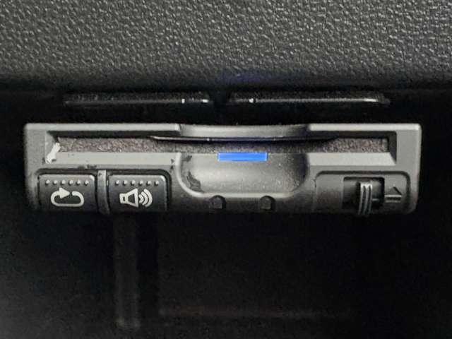 タント カスタムＲＳ　トップエディションＳＡＩＩＩ　禁煙車！衝突被害軽減ブレーキ！両側Ｐスライドドア！メモリーナビ！Ｂカメラ！ＢＴ！フルセグＴＶ！ＥＴＣ！オートライト！シートヒーター！スマートキー＆プッシュスタート！アイドリングストップ！横滑り防止！（55枚目）