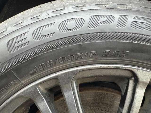シエンタ ハイブリッドＧ　クエロ　禁煙車！衝突被害軽減ブレーキ！クルーズコントロール！後席モニター！両側Ｐスライドドア！全方位カメラ！純正ナビ！ＢＴ！フルセグＴＶ！ＥＴＣ！シートヒーター！スマートキー＆プッシュスタート！横滑り防止！（13枚目）