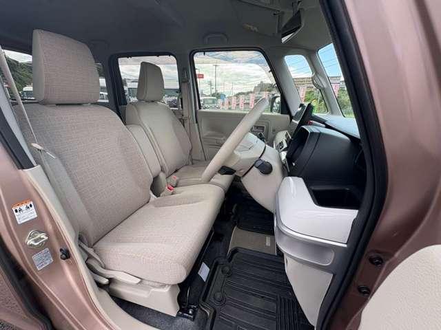 スペーシア ハイブリッドＸ　ワンオーナー／禁煙車／セーフティサポート／ホワイトルーフ／ドアミラー／アイドリングストップ／全方位モニター／純正ナビ／フルセグＴＶ／Ｂｌｕｅｔｏｏｔｈ／アップグレードパッケージ／両側電動スライドドア／（21枚目）