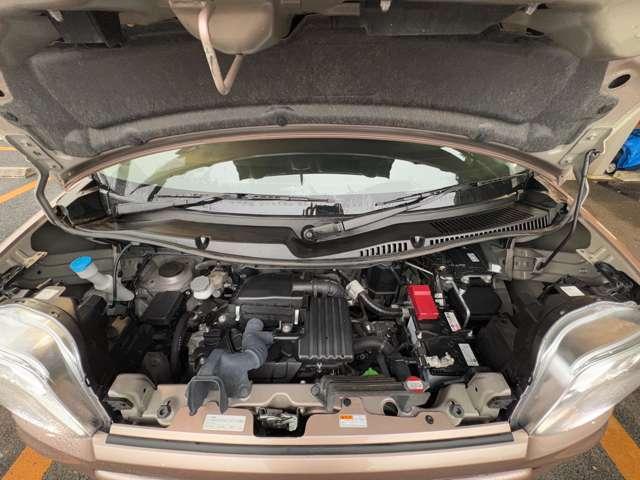 スペーシア ハイブリッドＸ　ワンオーナー／禁煙車／セーフティサポート／ホワイトルーフ／ドアミラー／アイドリングストップ／全方位モニター／純正ナビ／フルセグＴＶ／Ｂｌｕｅｔｏｏｔｈ／アップグレードパッケージ／両側電動スライドドア／（28枚目）