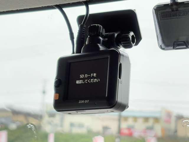 スペーシア ハイブリッドＸ　ワンオーナー／禁煙車／セーフティサポート／ホワイトルーフ／ドアミラー／アイドリングストップ／全方位モニター／純正ナビ／フルセグＴＶ／Ｂｌｕｅｔｏｏｔｈ／アップグレードパッケージ／両側電動スライドドア／（58枚目）