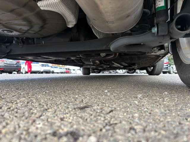 ノート ｅ－パワー　Ｘ　禁煙車／インテリジェントエマージェンシーブレーキ／車線逸脱警報／純正ナビ／地デジＴＶ／ＤＶＤ／インテリジェントアラウンドビューモニター＆ルームミラー／ＬＥＤヘッドライト／オートライト／障害物センサー／（32枚目）