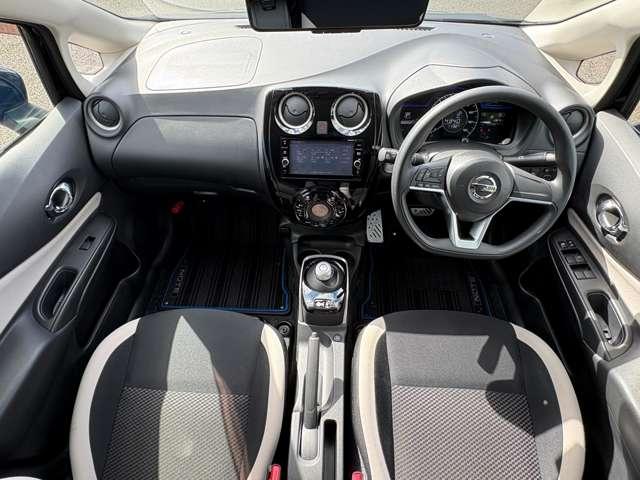 ノート ｅ－パワー　Ｘ　禁煙車／インテリジェントエマージェンシーブレーキ／車線逸脱警報／純正ナビ／地デジＴＶ／ＤＶＤ／インテリジェントアラウンドビューモニター＆ルームミラー／ＬＥＤヘッドライト／オートライト／障害物センサー／（33枚目）