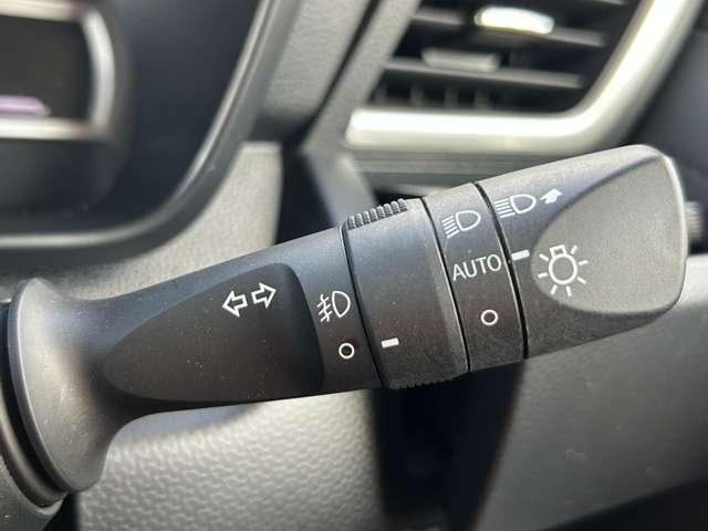 ルーミー カスタムG-T 令和2年後期型/スマートアシスト/アダブティブクルーズコントロール/両側電動スライドドア/パノラミックビューモニター/純正ナビ/フルセグTV/Bluetooth対応/LEDヘッドライト/オートライト/(17枚目)