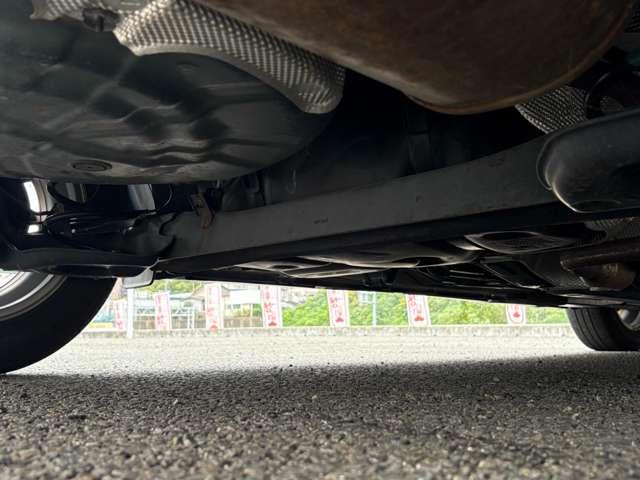 ノート ｅ－パワーオーテック　禁煙車／インテリジェントエマージェンシーブレーキ／車線逸脱警報／純正ナビ／フルセグＴＶ／ＤＶＤ／Ｂｌｕｅｔｏｏｔｈ／インテリアラウンドビューモニター＆ルームミラー／ＬＥＤヘッドライト／オートライト／（32枚目）