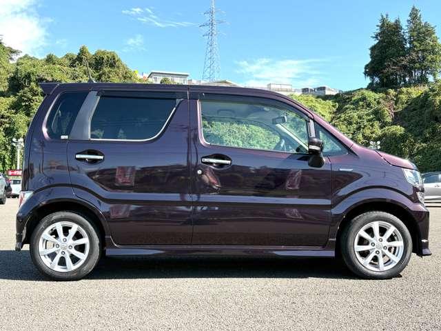 ワゴンＲ ハイブリッドＦＺ　禁煙車！メモリーナビ！ＢＴオーディオ！フルセグＴＶ！ＥＴＣ！オートライト！シートヒーター！スマートキー＆プッシュスタート！アイドリングストップ！横滑り防止装置！ＬＥＤヘッドライト！純正１４インチＡＷ！（7枚目）