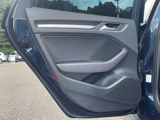 A3 スポーツバック1.4TFSIスポーツSラインパッケジ 禁煙車!衝突被害軽減B!クルコン!純正HDDナビ!Bカメラ!BT!パワーシート!ETC!オートライト!シートヒーター!スマートキー&プッシュスタート!アイドリングストップ!パドルシフト!純正18AW!(25枚目)