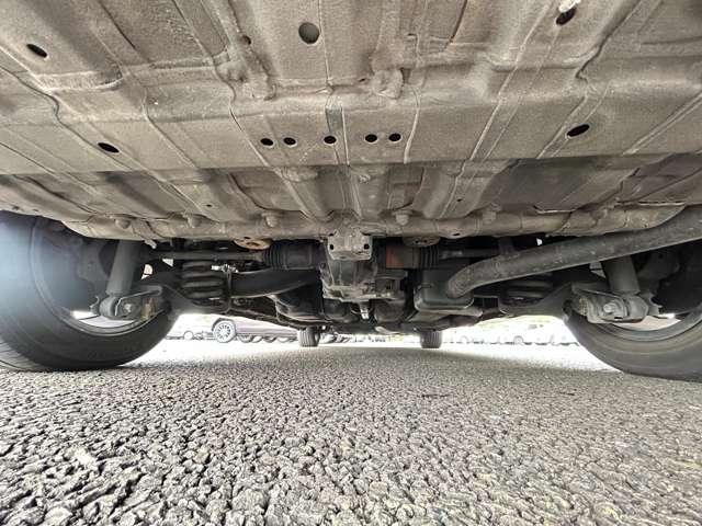 ステップワゴンスパーダ スパーダ　ホンダセンシング　４ＷＤ　１オーナー！４ＷＤ！禁煙車！衝突被害軽減Ｂ！アダプティブクルコン！後席モニター！両側Ｐスライドドア！全方位カメラ！純正ナビ！ＢＴ！フルセグＴＶ！スマートキー＆プッシュスタート！パドルシフト！純正ＡＷ！（28枚目）