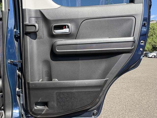 ワゴンＲ ハイブリッドＦＺ　１オーナー！禁煙車！衝突被害軽減Ｂ！ディスプレイオーディオ！ＢＴ！ＤＶＤ再生！ＥＴＣ！オートライト！シートヒーター！スマートキー＆プッシュスタート！アイドリングストップ！横滑り防止！ＬＥＤライト！（30枚目）