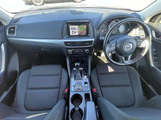ＣＸ－５ ２０Ｓ　１オーナー！禁煙車！衝突被害軽減ブＢ！クルコン！純正ナビ！バック・サイドカメラ！ＢＴ！フルセグＴＶ！ＥＴＣ！オートライト！スマートキー＆プッシュスタート！ＵＳＢ端子！アイドリングストップ！横滑り防止！（31枚目）