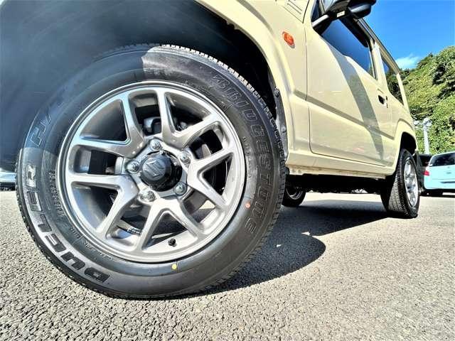 ジムニー XC 4WD 1オーナー!4WD!禁煙車!衝突被害軽減ブレーキ!クルコン!メモリーナビ!バックカメラ!フルセグTV!ETC!オートライト!シートヒーター!スマートキー&プッシュスタート!LEDライト!純正16AW!(12枚目)