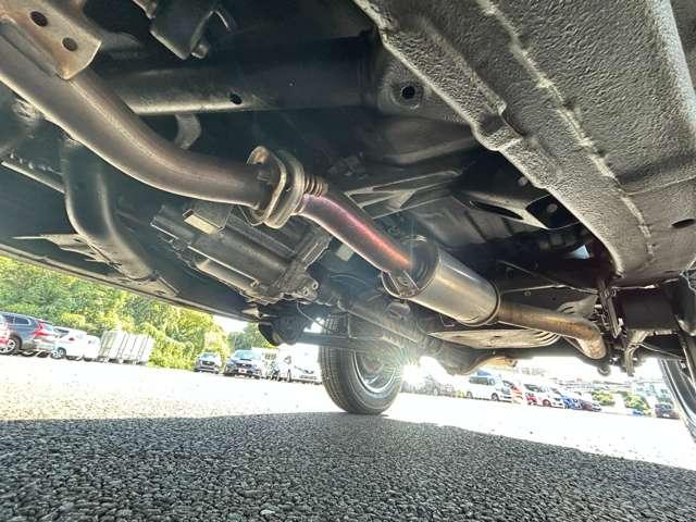 ジムニー XC 4WD 1オーナー!4WD!禁煙車!衝突被害軽減ブレーキ!クルコン!メモリーナビ!バックカメラ!フルセグTV!ETC!オートライト!シートヒーター!スマートキー&プッシュスタート!LEDライト!純正16AW!(23枚目)