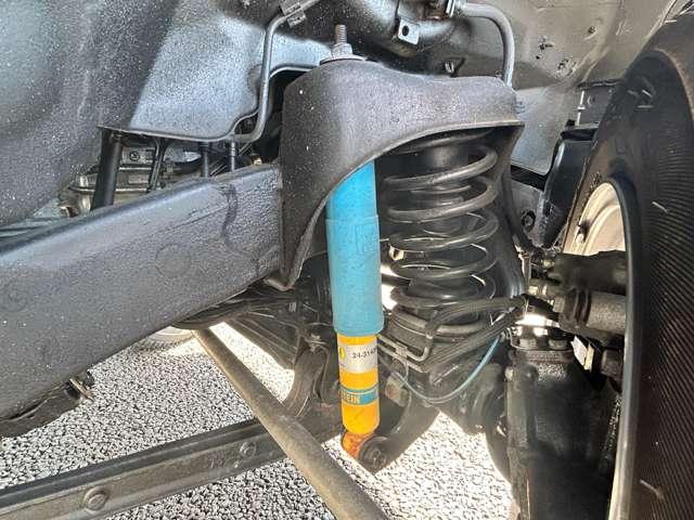 ジムニー XC 4WD 1オーナー!4WD!禁煙車!衝突被害軽減ブレーキ!クルコン!メモリーナビ!バックカメラ!フルセグTV!ETC!オートライト!シートヒーター!スマートキー&プッシュスタート!LEDライト!純正16AW!(34枚目)