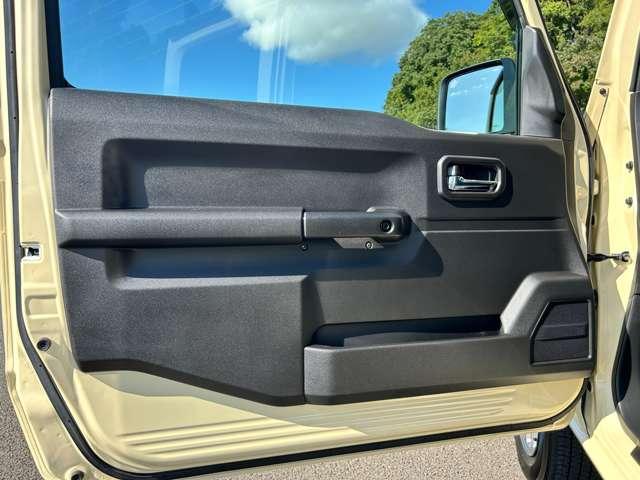 ジムニー XC 4WD 1オーナー!4WD!禁煙車!衝突被害軽減ブレーキ!クルコン!メモリーナビ!バックカメラ!フルセグTV!ETC!オートライト!シートヒーター!スマートキー&プッシュスタート!LEDライト!純正16AW!(51枚目)