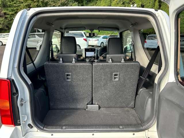 ジムニー ランドベンチャー　４ＷＤ　４ＷＤ！５速ＭＴ！禁煙！ＢＴ！フルセグＴＶ！ＥＴＣ！シートヒーター！スマートキー＆プッシュスタート！ＬＥＤライト！！ＢＡＴＴＬＥＺマフラー！ＪＡＯＳスポーツカウル＆マッドガード！ＲＡＹＳ１６ＡＷ！（32枚目）