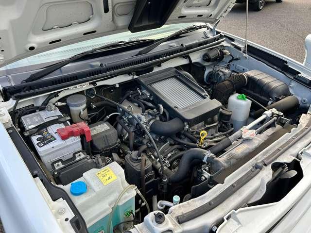 ジムニー ランドベンチャー　４ＷＤ　４ＷＤ！５速ＭＴ！禁煙！ＢＴ！フルセグＴＶ！ＥＴＣ！シートヒーター！スマートキー＆プッシュスタート！ＬＥＤライト！！ＢＡＴＴＬＥＺマフラー！ＪＡＯＳスポーツカウル＆マッドガード！ＲＡＹＳ１６ＡＷ！（37枚目）