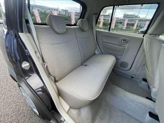 アルトラパン Ｓ　禁煙車！衝突被害軽減ブレーキ！メモリーナビ！バックカメラ！ＢＴ！フルセグＴＶ！ＥＴＣ！オートライト！シートヒーター！キーレス！スマートキー！アイドリングストップ！横滑り防止！レーンキープアシスト！（19枚目）