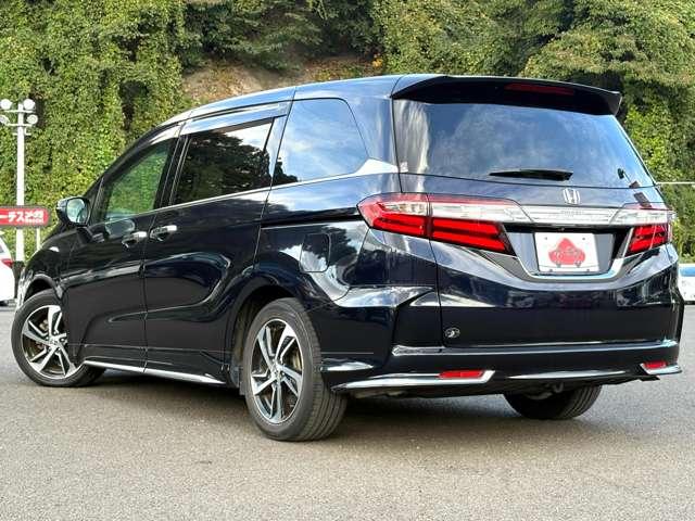オデッセイ アブソルート・Ｘホンダセンシング　禁煙車！衝突被害軽減ブレーキ！Ａクルコン！後席モニター！両側Ｐスライドドア！純正ナビ！バックカメラ！ＢＴ！フルセグＴＶ！ＤＶＤ再生！パワーシート！ＥＴＣ！スマートキー＆プッシュスタート！純正１７ＡＷ！（4枚目）