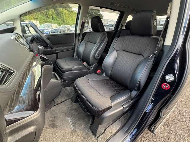 オデッセイ アブソルート・Ｘホンダセンシング　禁煙車！衝突被害軽減ブレーキ！Ａクルコン！後席モニター！両側Ｐスライドドア！純正ナビ！バックカメラ！ＢＴ！フルセグＴＶ！ＤＶＤ再生！パワーシート！ＥＴＣ！スマートキー＆プッシュスタート！純正１７ＡＷ！（21枚目）