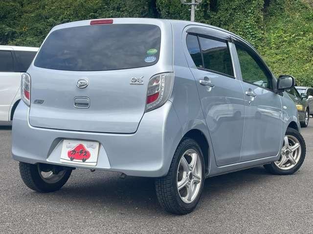 ミライース X スマートセレクションSA 禁煙車!衝突被害軽減ブレーキ!オーディオデッキ!CD再生!キーレスエントリー!アイドリングストップ!エコアイドル!横滑り防止装置!盗難防止装置!ABS!電脳格納ミラー!社外14インチアルミホイール!(5枚目)