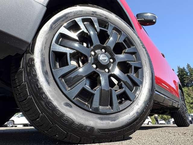 エクストレイル ２０Ｘｉ　エクストリーマーＸ　４ＷＤ　４ＷＤ／禁煙車／プロパイロット／インテリジェントエマージェンシーブレーキ／カロッツェリアナビ／フルセグＴＶ／ＤＶＤ／Ｂｌｕｅｔｏｏｔｈ／インテリジェントアラウンドビューモニター／＆ルームミラー／（11枚目）