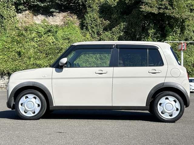 アルトラパン Ｓ　禁煙車！衝突被害軽減ブレーキ！全方位カメラ！純正ナビ！ＢＴ！フルセグＴＶ！オートライト！シートヒーター！スマートキー＆プッシュスタート！ＵＳＢ端子！アイドリングストップ！横滑り防止装置！ＨＩＤライト！（8枚目）