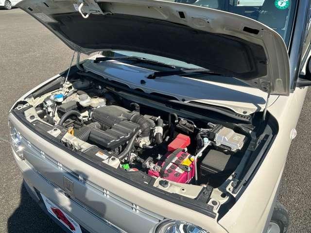 アルトラパン Ｓ　禁煙車！衝突被害軽減ブレーキ！全方位カメラ！純正ナビ！ＢＴ！フルセグＴＶ！オートライト！シートヒーター！スマートキー＆プッシュスタート！ＵＳＢ端子！アイドリングストップ！横滑り防止装置！ＨＩＤライト！（29枚目）