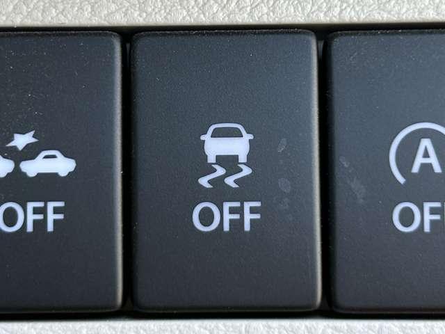 アルトラパン Ｓ　禁煙車！衝突被害軽減ブレーキ！全方位カメラ！純正ナビ！ＢＴ！フルセグＴＶ！オートライト！シートヒーター！スマートキー＆プッシュスタート！ＵＳＢ端子！アイドリングストップ！横滑り防止装置！ＨＩＤライト！（36枚目）