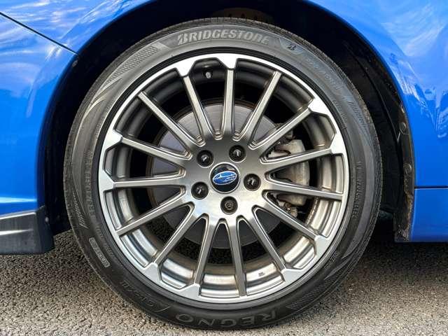 レヴォーグ ２．０ＳＴＩスポーツアイサイト　４ＷＤ　１オーナー！４ＷＤ！禁煙車！衝突被害軽減ブレーキ！アダプティブクルコン！純正ナビ！バックカメラ！ＢＴ！フルセグＴＶ！パワーシート！ＥＴＣ！シートヒーター！スマートキー＆プッシュスタート！レザーシート！（12枚目）