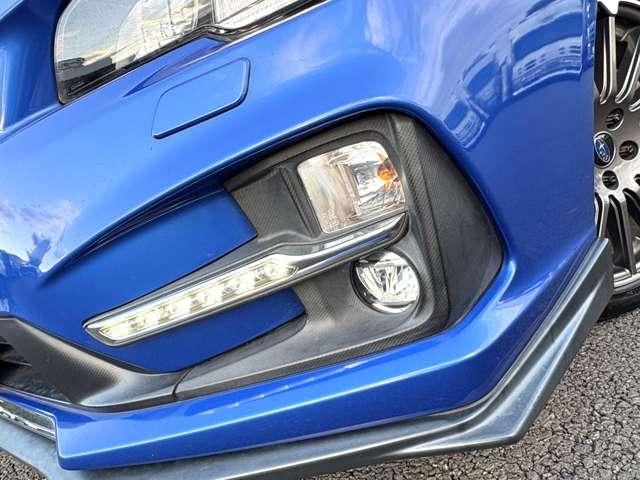 レヴォーグ ２．０ＳＴＩスポーツアイサイト　４ＷＤ　１オーナー！４ＷＤ！禁煙車！衝突被害軽減ブレーキ！アダプティブクルコン！純正ナビ！バックカメラ！ＢＴ！フルセグＴＶ！パワーシート！ＥＴＣ！シートヒーター！スマートキー＆プッシュスタート！レザーシート！（17枚目）