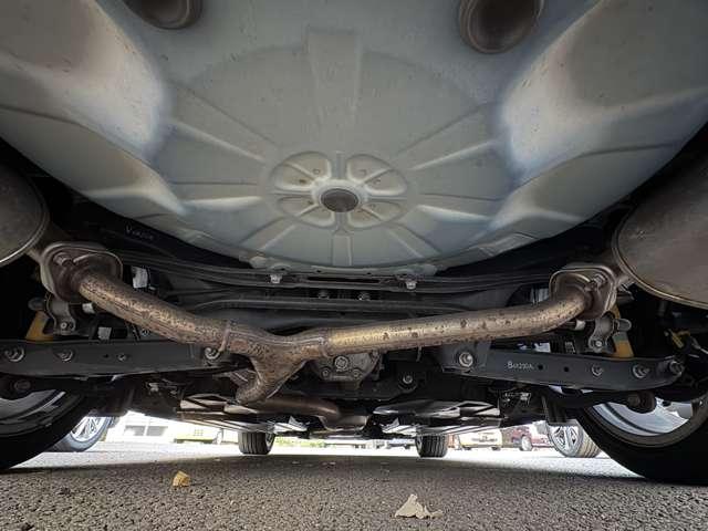 レヴォーグ ２．０ＳＴＩスポーツアイサイト　４ＷＤ　１オーナー！４ＷＤ！禁煙車！衝突被害軽減ブレーキ！アダプティブクルコン！純正ナビ！バックカメラ！ＢＴ！フルセグＴＶ！パワーシート！ＥＴＣ！シートヒーター！スマートキー＆プッシュスタート！レザーシート！（30枚目）