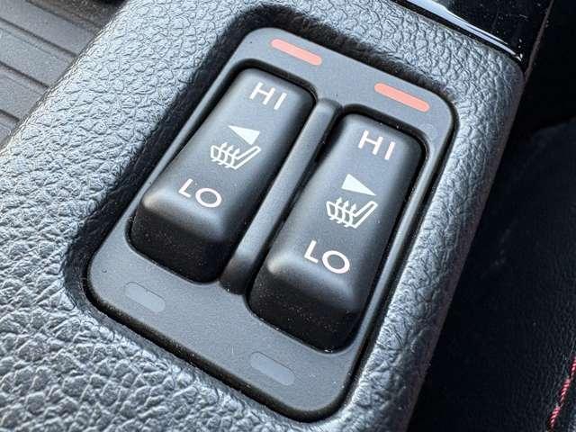 レヴォーグ ２．０ＳＴＩスポーツアイサイト　４ＷＤ　１オーナー！４ＷＤ！禁煙車！衝突被害軽減ブレーキ！アダプティブクルコン！純正ナビ！バックカメラ！ＢＴ！フルセグＴＶ！パワーシート！ＥＴＣ！シートヒーター！スマートキー＆プッシュスタート！レザーシート！（45枚目）