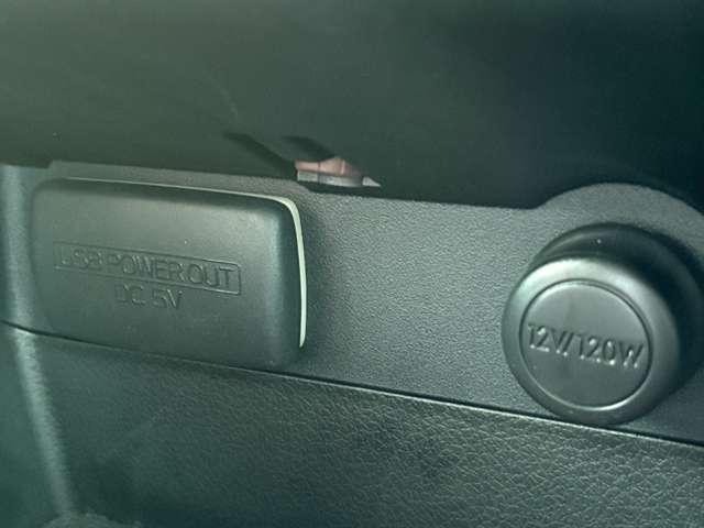 レヴォーグ ２．０ＳＴＩスポーツアイサイト　４ＷＤ　１オーナー！４ＷＤ！禁煙車！衝突被害軽減ブレーキ！アダプティブクルコン！純正ナビ！バックカメラ！ＢＴ！フルセグＴＶ！パワーシート！ＥＴＣ！シートヒーター！スマートキー＆プッシュスタート！レザーシート！（48枚目）