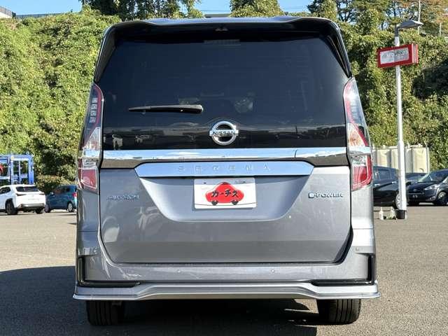 セレナ e-パワー オーテック スポーツスペック 禁煙車!衝突被害軽減ブレーキ!アダプティブクルコン!両側Pスライドドア!全方位カメラ!純正ナビ!BT!フルセグTV!ETC!スマートキー&プッシュスタート!横滑り防止装置!ブラインドスポットモニター!(6枚目)