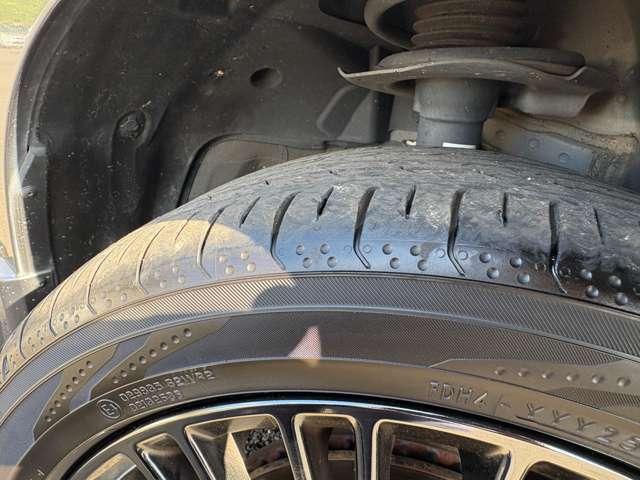 セレナ e-パワー オーテック スポーツスペック 禁煙車!衝突被害軽減ブレーキ!アダプティブクルコン!両側Pスライドドア!全方位カメラ!純正ナビ!BT!フルセグTV!ETC!スマートキー&プッシュスタート!横滑り防止装置!ブラインドスポットモニター!(12枚目)