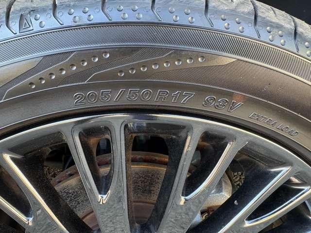 セレナ e-パワー オーテック スポーツスペック 禁煙車!衝突被害軽減ブレーキ!アダプティブクルコン!両側Pスライドドア!全方位カメラ!純正ナビ!BT!フルセグTV!ETC!スマートキー&プッシュスタート!横滑り防止装置!ブラインドスポットモニター!(13枚目)