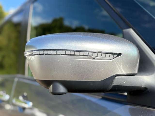 セレナ e-パワー オーテック スポーツスペック 禁煙車!衝突被害軽減ブレーキ!アダプティブクルコン!両側Pスライドドア!全方位カメラ!純正ナビ!BT!フルセグTV!ETC!スマートキー&プッシュスタート!横滑り防止装置!ブラインドスポットモニター!(14枚目)