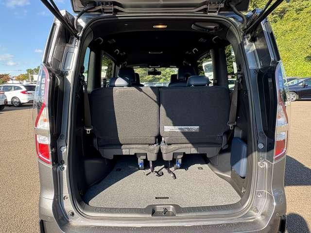 セレナ e-パワー オーテック スポーツスペック 禁煙車!衝突被害軽減ブレーキ!アダプティブクルコン!両側Pスライドドア!全方位カメラ!純正ナビ!BT!フルセグTV!ETC!スマートキー&プッシュスタート!横滑り防止装置!ブラインドスポットモニター!(26枚目)